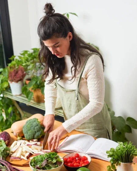 Lucia Gomez de Cocinando el Cambio Método S.A.N.O.